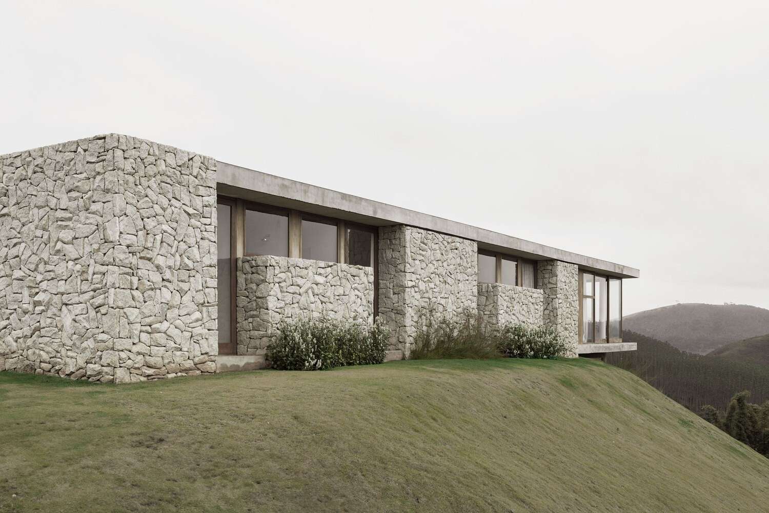 A Exclusividade da Pedra Moledo Branca